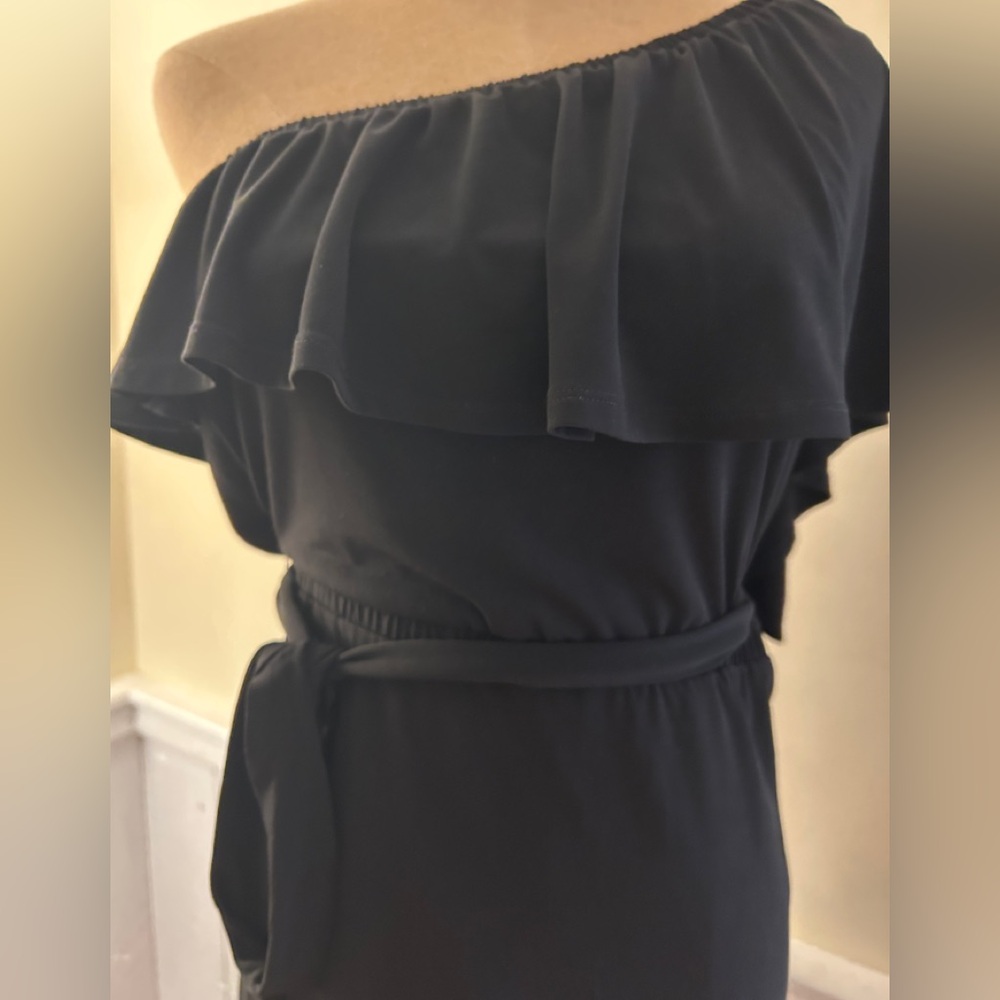 Laundry by Shelli Segal Black Cold Shoulder Tie-Waist Top – Size 10 – New